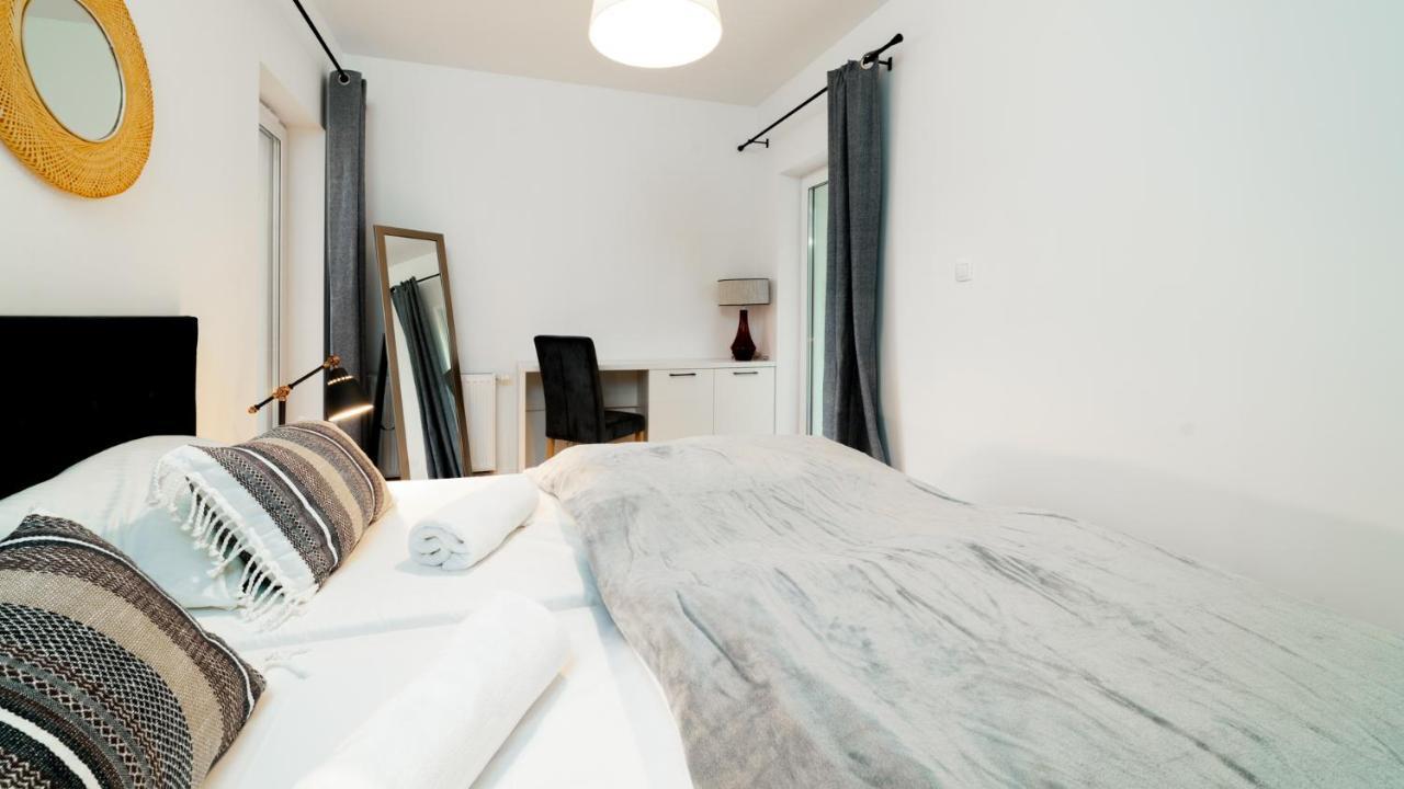 Everysky - Emilii Plater 18-18a Apartment